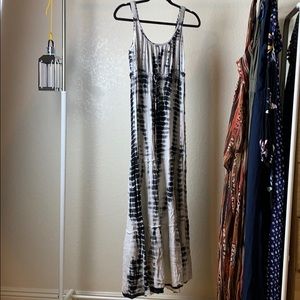 Black and white maxi dress